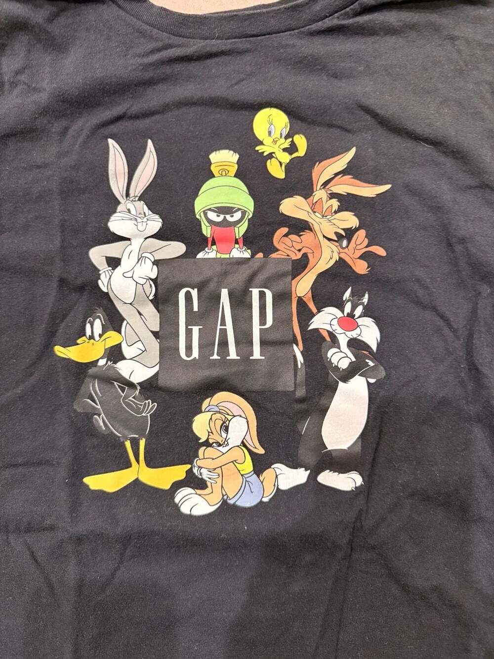 Gap Kids Looney Tunes Graphic T-Shirt Black Size XXL (14-16)